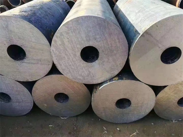 镇江35crmo厚壁无缝钢管